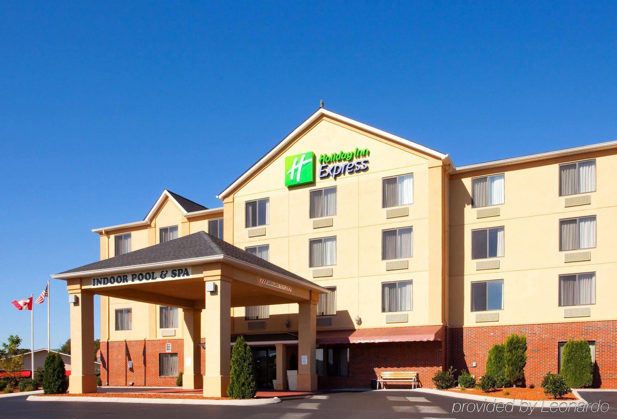 Holiday Inn Express Hillsville By Ihg Exterior foto