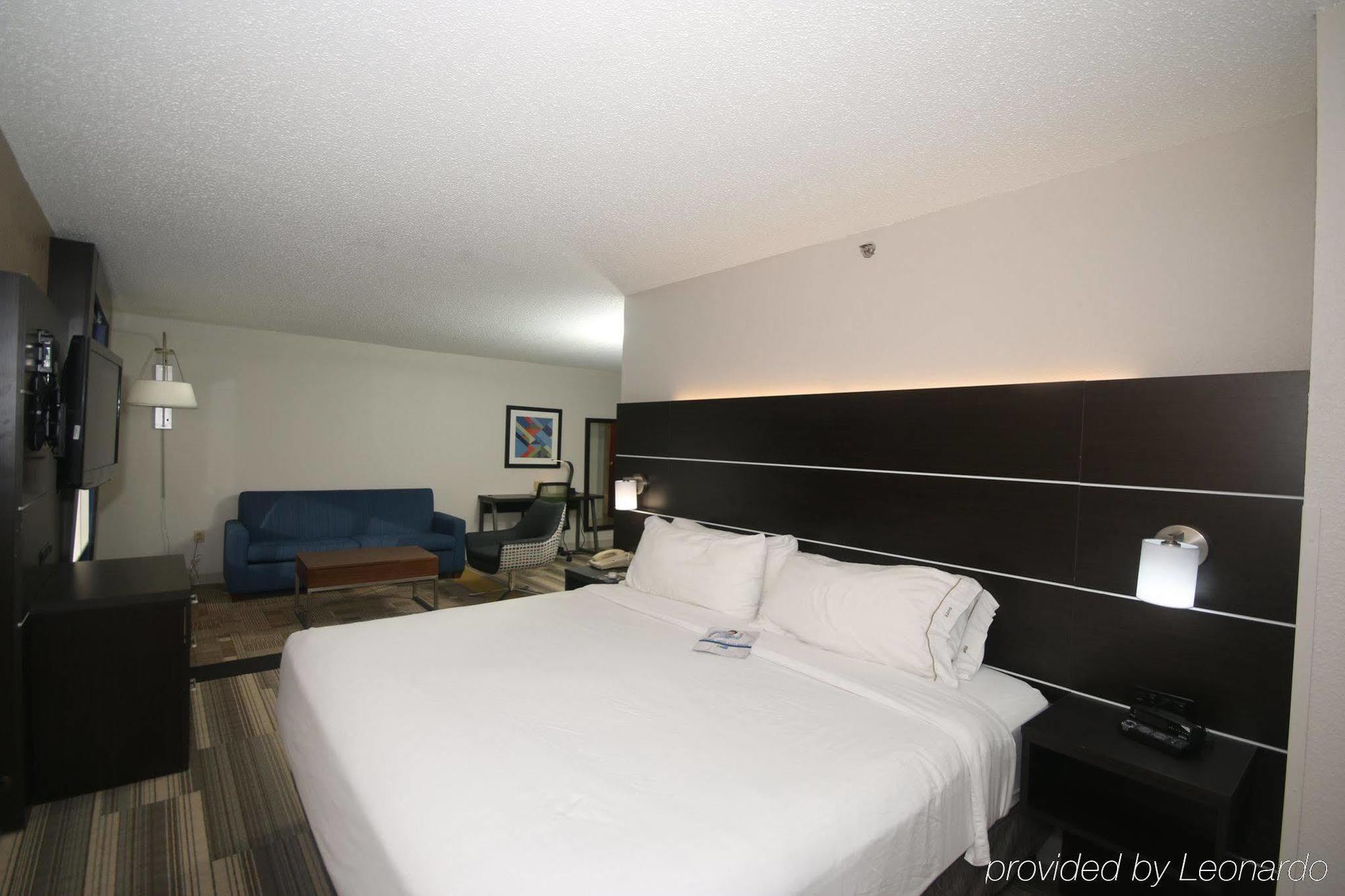 Holiday Inn Express Hillsville By Ihg Exterior foto