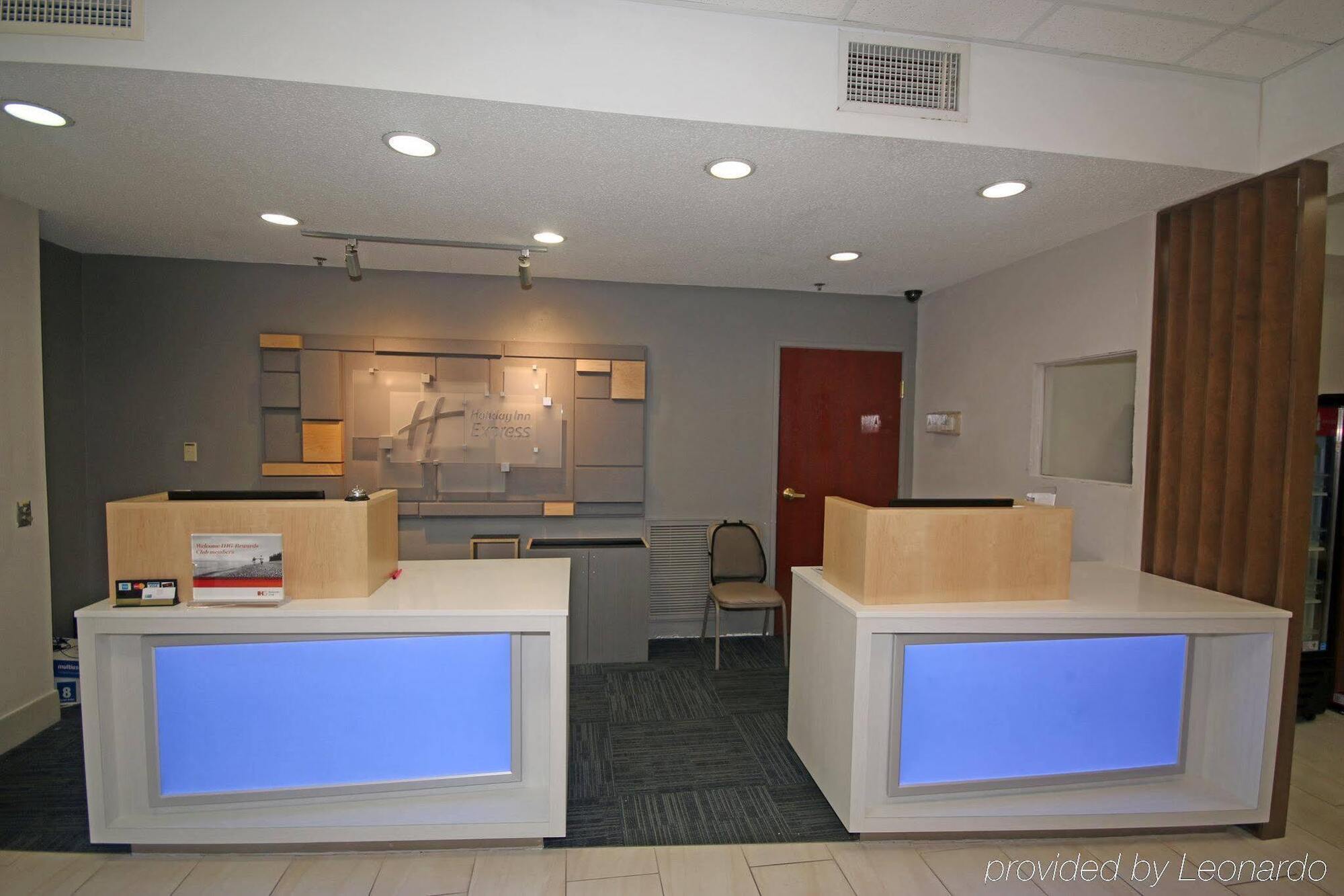 Holiday Inn Express Hillsville By Ihg Exterior foto