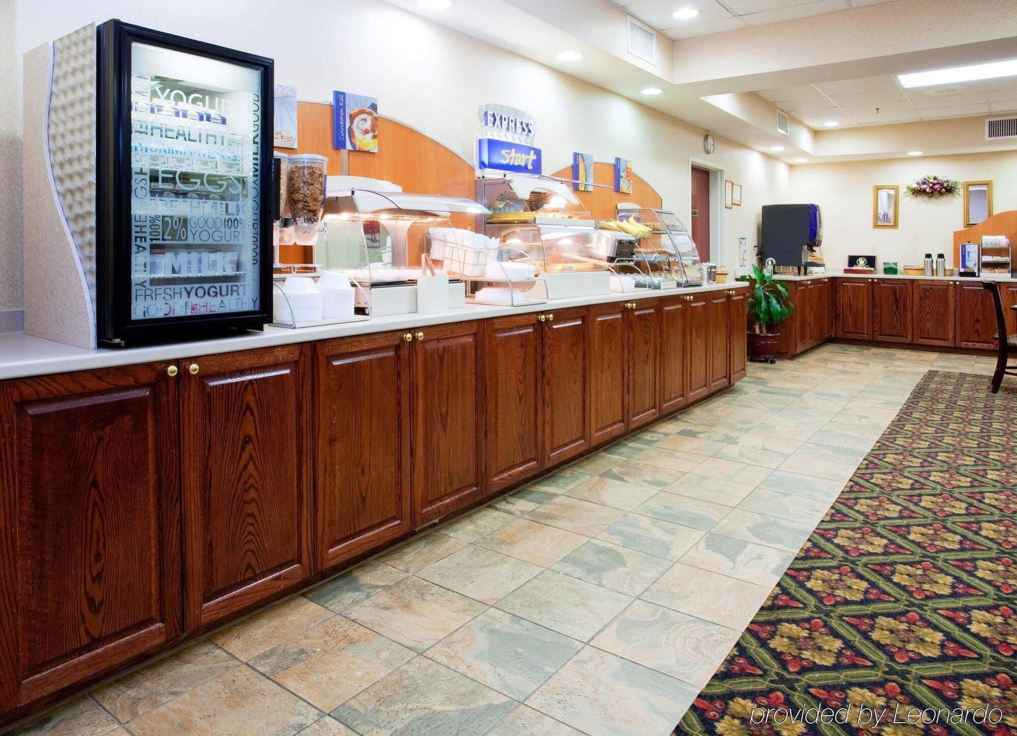 Holiday Inn Express Hillsville By Ihg Exterior foto
